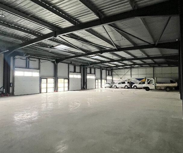 LOCAL D&rsquo;ACTIVITES 260m² KERVIGNAC - 1884