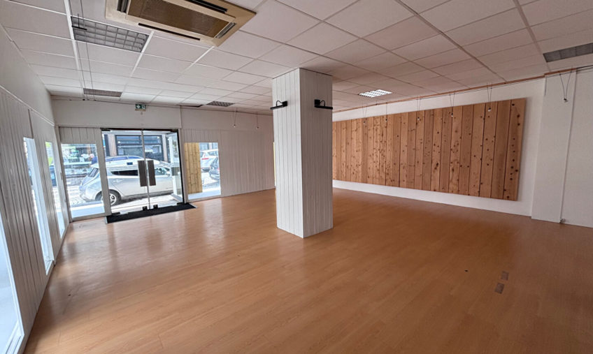 Local Commercial – 75m² – Lorient Hyper Centre - 1888