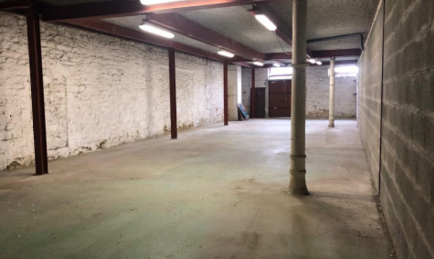 Local d&rsquo;activité Brest 180 m2 - 1984