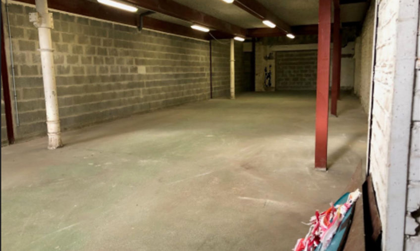 Local d&rsquo;activité Brest 180 m2 - 1984