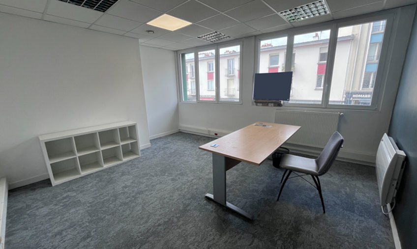 A LOUER – BREST PORT DE COMMERCE – BUREAUX DE 36 M² - 2012
