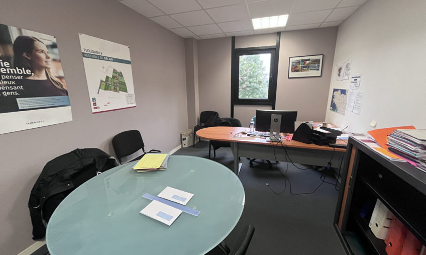 A VENDRE / A LOUER – GOUESNOU – BUREAUX DE 229 M² - 2017
