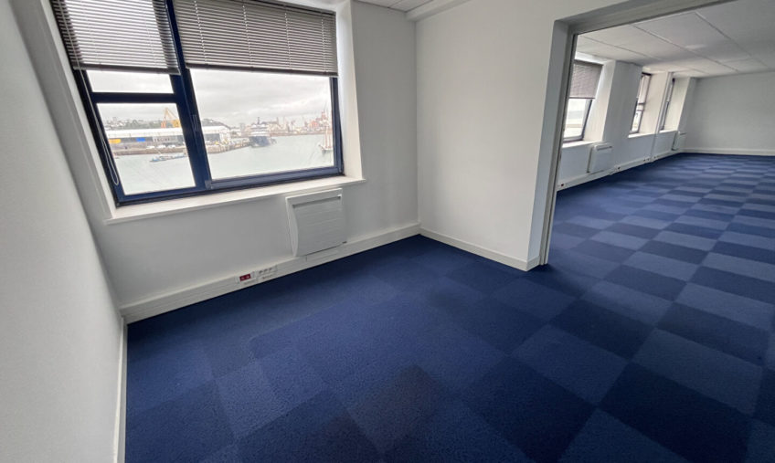 A LOUER – BREST PORT DE COMMERCE – PLATEAU DE BUREAUX DE 220 M2 - 2022