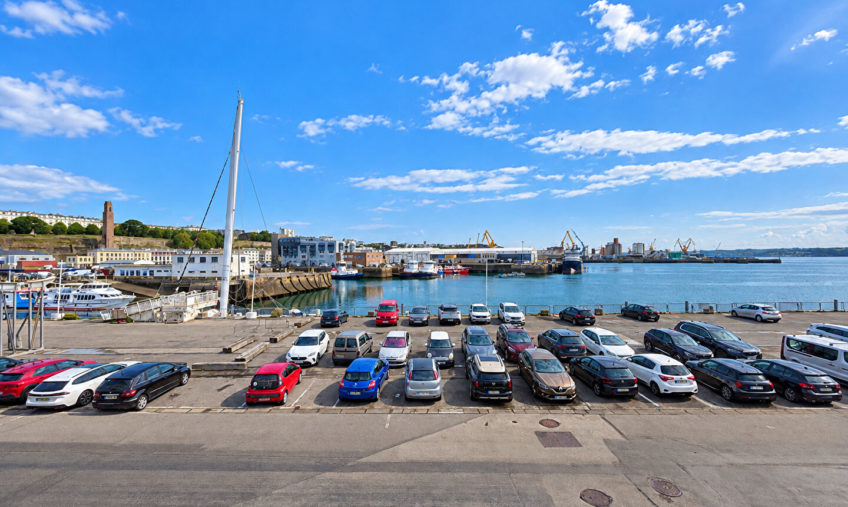 A LOUER – BREST PORT DE COMMERCE – BUREAUX 40 M² avec VUE MER - 2030