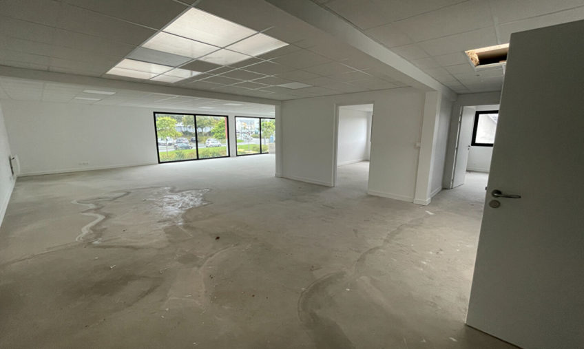 LOCAL COMMERCIAL BREST RIVE DROITE A LOUER - 11570