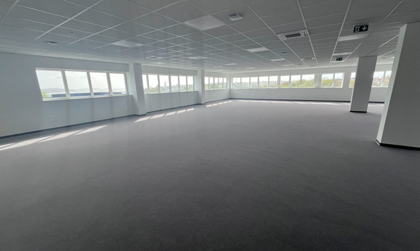A LOUER – BREST TECHNOPOLE – BUREAUX DE 617 M² - 901
