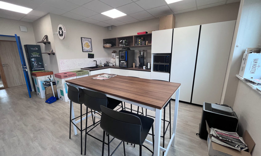 A LOUER – BREST LOSCOAT – BUREAUX 624 M² – BAIL COURTE DUREE - 991