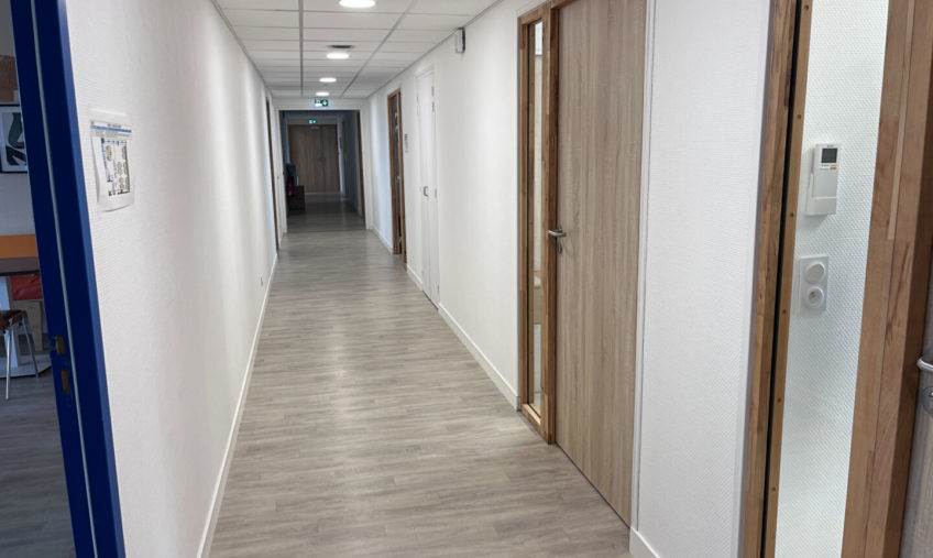 A LOUER – BREST LOSCOAT – BUREAUX 311 M² – BAIL COURTE DUREE - 1036