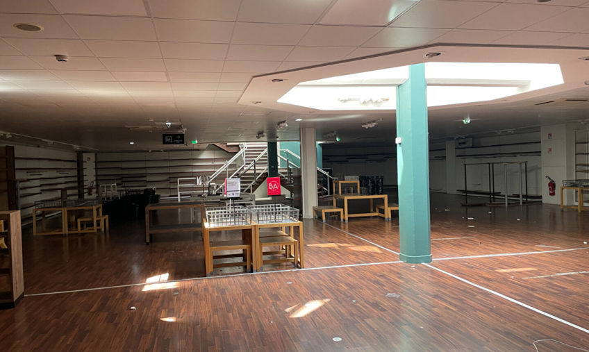 A LOUER EMPLACEMENT N°1 – EXCLUSIVITE CBRE - 1673