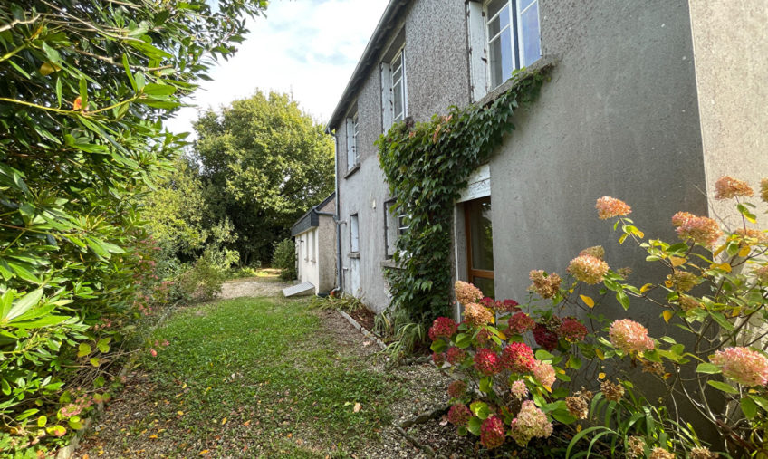 A VENDRE MAISON / BUREAUX - 1788