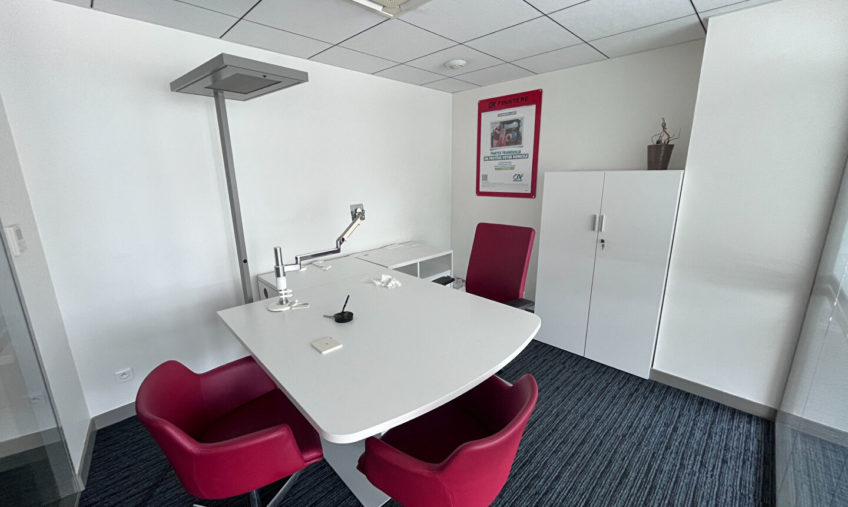 A LOUER – BREST CENTRE – LOCAL PROFESSIONNEL DE 210 M² - 1997