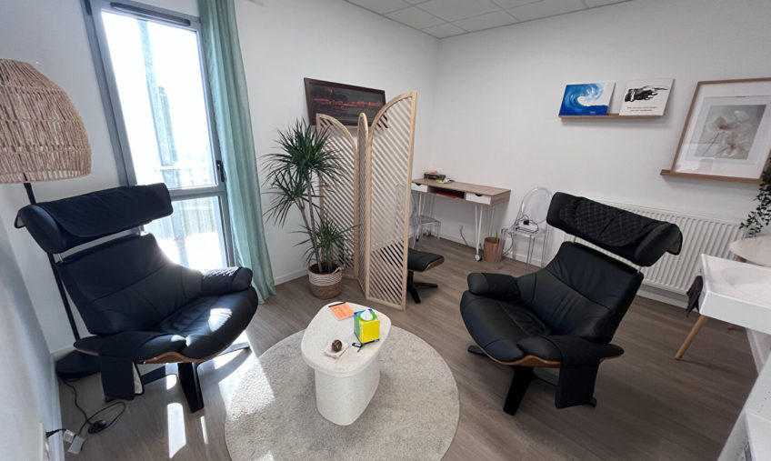A VENDRE – LE RELECQ KERHUON – BUREAUX NEUFS DE 63 M2 - 2047