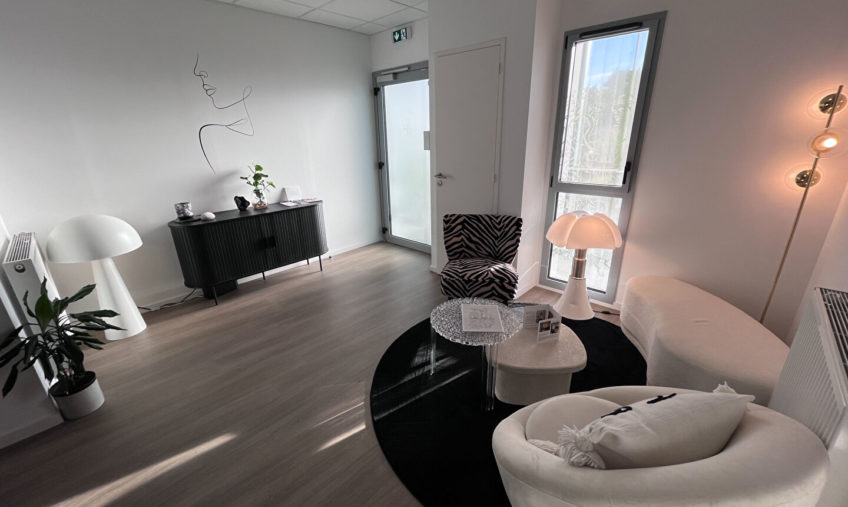 A VENDRE – LE RELECQ KERHUON – BUREAUX NEUFS DE 63 M2 - 2047