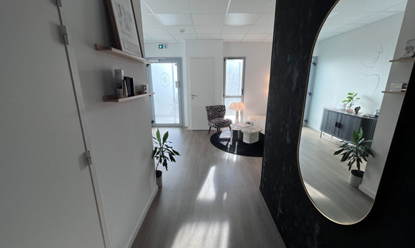 A VENDRE – LE RELECQ KERHUON – BUREAUX NEUFS DE 63 M2 - 2047