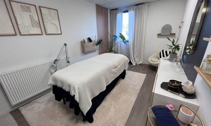 A VENDRE – LE RELECQ KERHUON – BUREAUX NEUFS DE 63 M2 - 2047