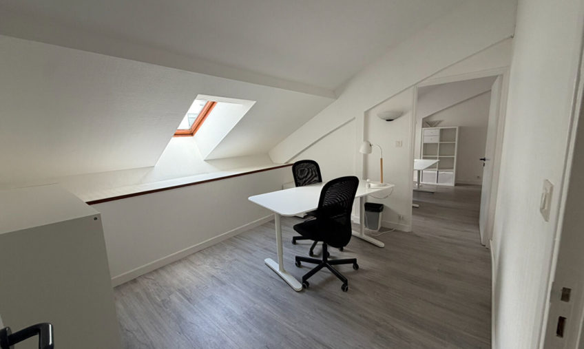 A LOUER – BREST MARINA DU CHATEAU – BUREAUX 87 M2 - 2049
