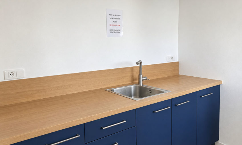 A LOUER – PLOUGASTEL DAOULAS – BUREAUX DE 76 M² - 2054