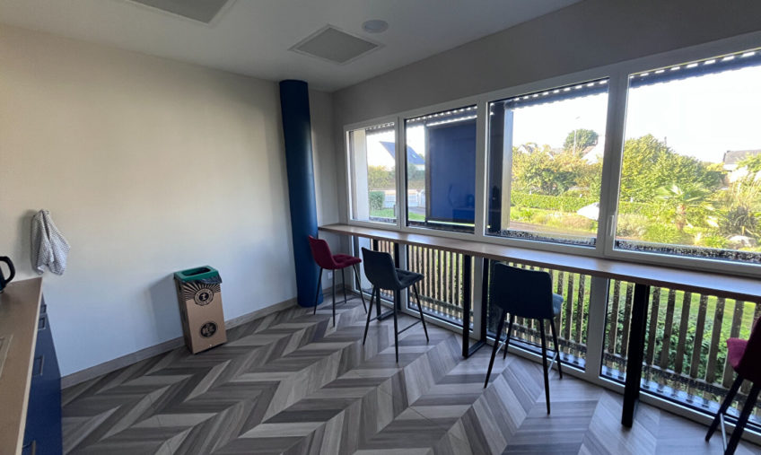 A LOUER – PLOUGASTEL DAOULAS – BUREAU DE 11 M² + ESPACE COWORKING - 2055