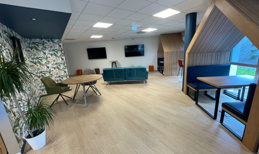 A LOUER – PLOUGASTEL DAOULAS – BUREAU DE 11 M² + ESPACE COWORKING - 2055
