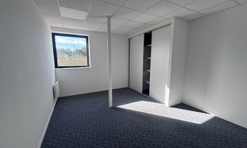 Bureaux 188m² – Lorient - 2057