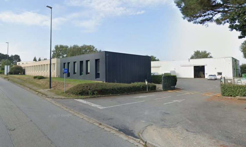 Local d&rsquo;activité Brest 1500 m2 - 2060