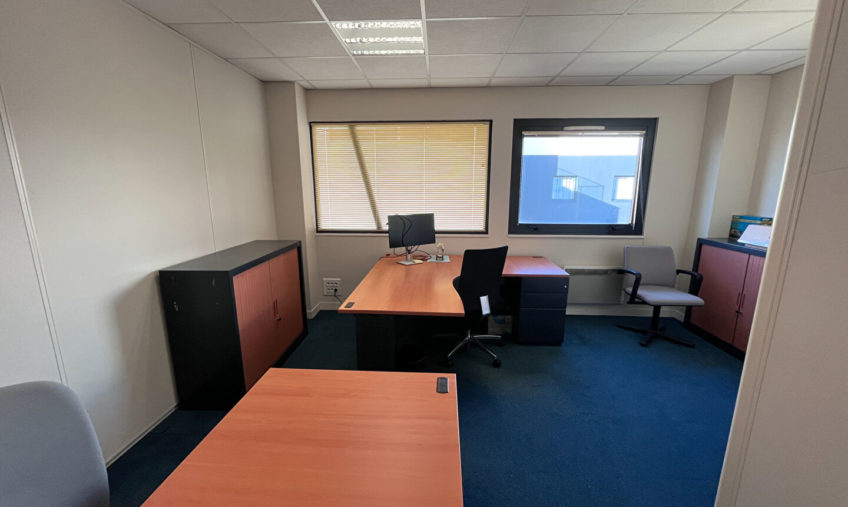 A LOUER – BREST PORT DE COMMERCE –  BUREAUX DE 360 M2 - 2062