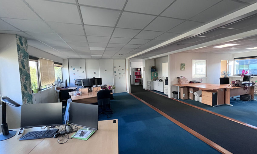 A LOUER – BREST PORT DE COMMERCE –  BUREAUX DE 360 M2 - 2062