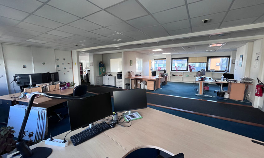 A LOUER – BREST PORT DE COMMERCE –  BUREAUX DE 360 M2 - 2062