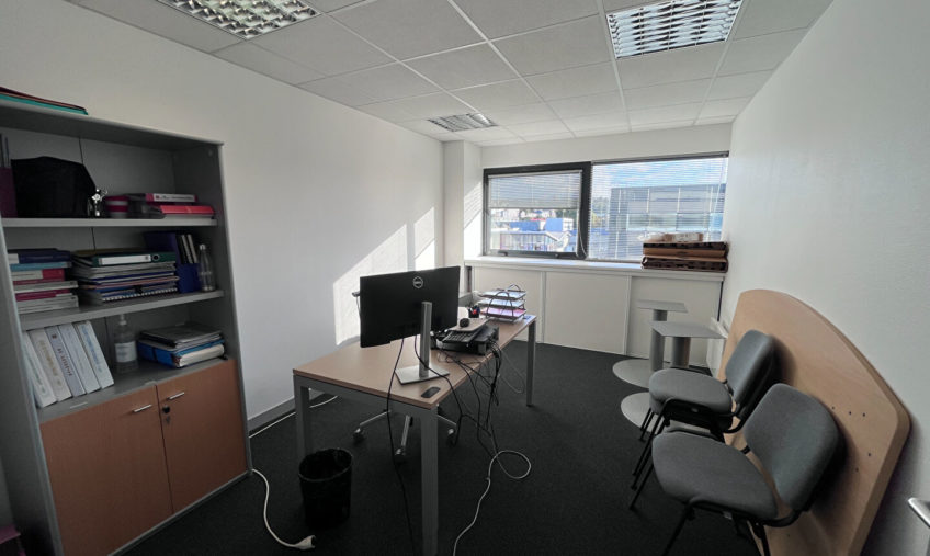 A LOUER – BREST PORT DE COMMERCE –  BUREAUX DE 360 M2 - 2062