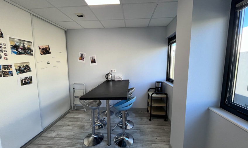 A LOUER – BREST PORT DE COMMERCE –  BUREAUX DE 360 M2 - 2062