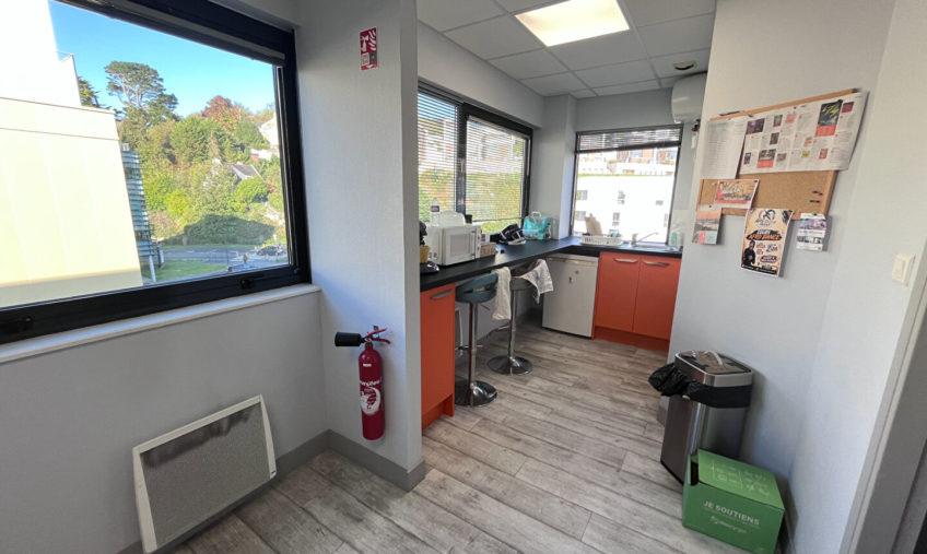 A LOUER – BREST PORT DE COMMERCE –  BUREAUX DE 360 M2 - 2062