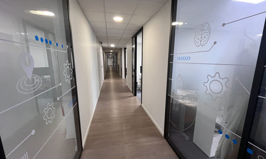A VENDRE / A LOUER – BREST KERGONAN – BUREAUX DE 552 M² AVEC GARAGE - 2069