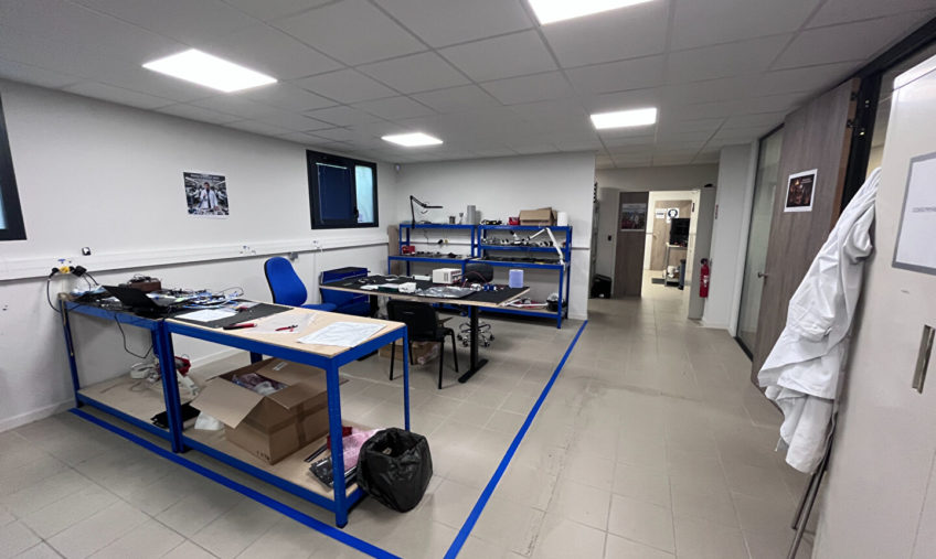 A VENDRE / A LOUER – BREST KERGONAN – BUREAUX DE 552 M² AVEC GARAGE - 2070