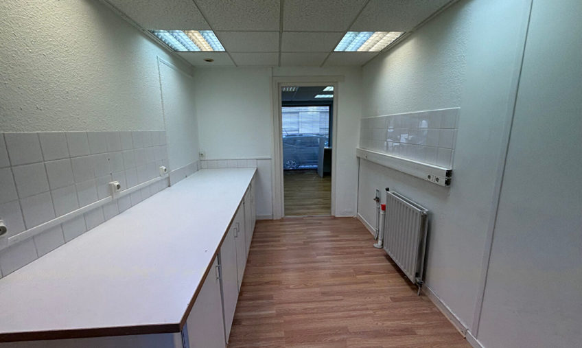 Local commercial + studio d&rsquo;habitation – Nouvelle Ville Lorient - 2078