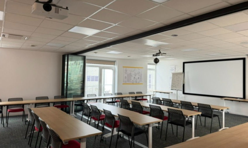 A LOUER – LE RELCQ-KERHUON – BUREAUX DE 650 M2 - 2084