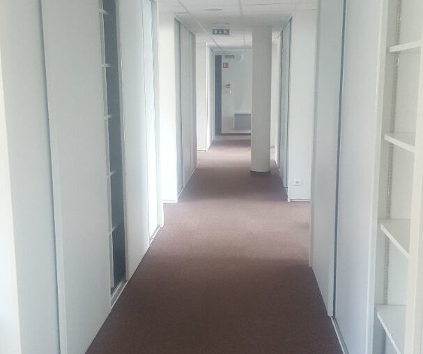 A VENDRE / A LOUER – BREST PORT DE COMMERCE – BUREAUX DE 520 M2 - 2087