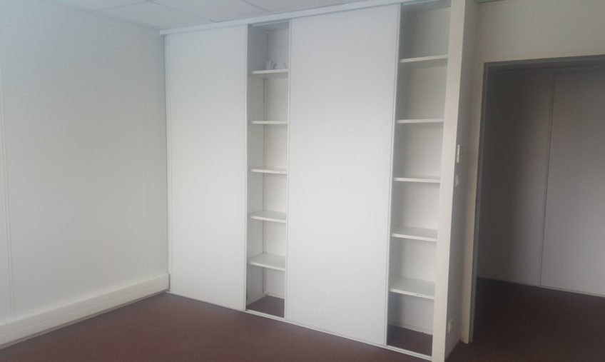 A VENDRE / A LOUER – BREST PORT DE COMMERCE – BUREAUX DE 520 M2 - 2087